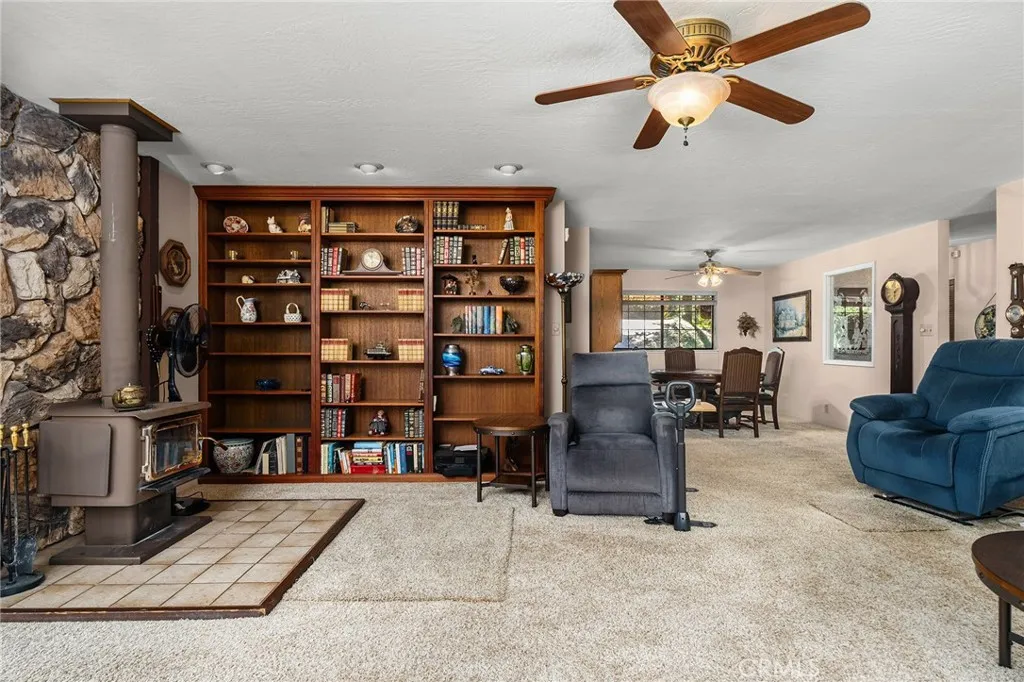 Built in book shelf
