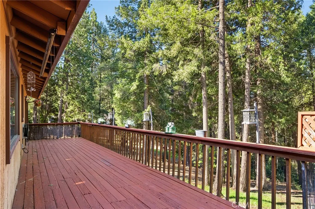 503 sq ft deck