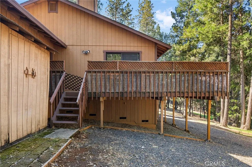 Deck Entry & Shed