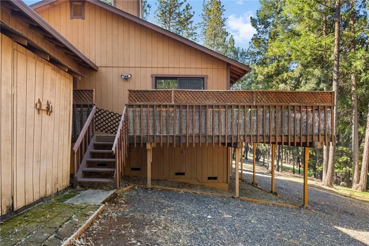 Deck Entry & Shed