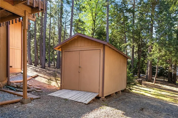 Shed
