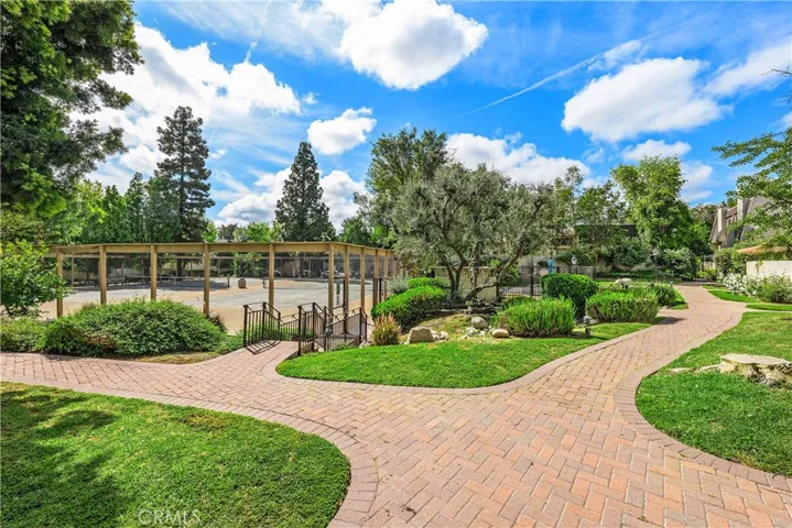 6201 Shoup 75, Woodland Hills, California 91367