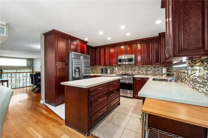 6201 Shoup 75, Woodland Hills, California 91367