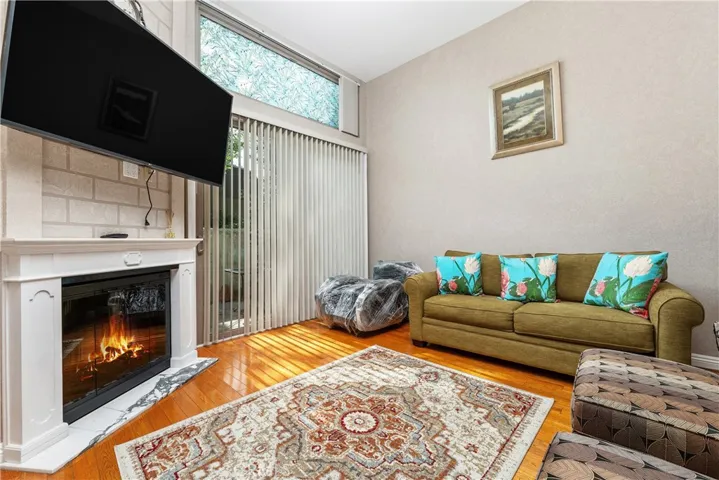 6201 Shoup 75, Woodland Hills, California 91367