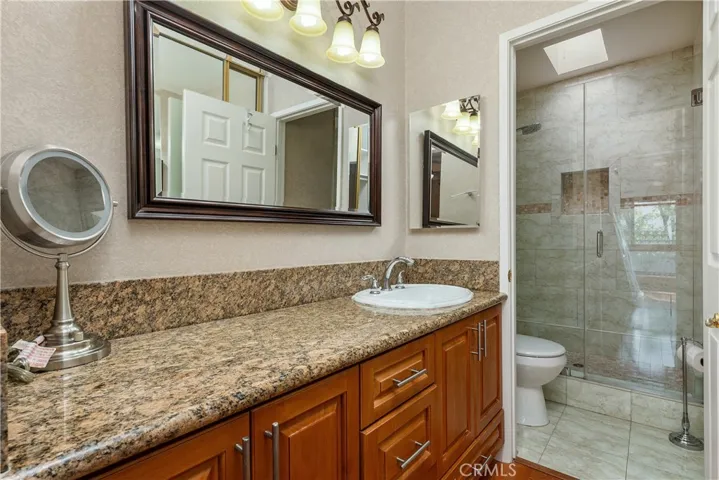 6201 Shoup 75, Woodland Hills, California 91367