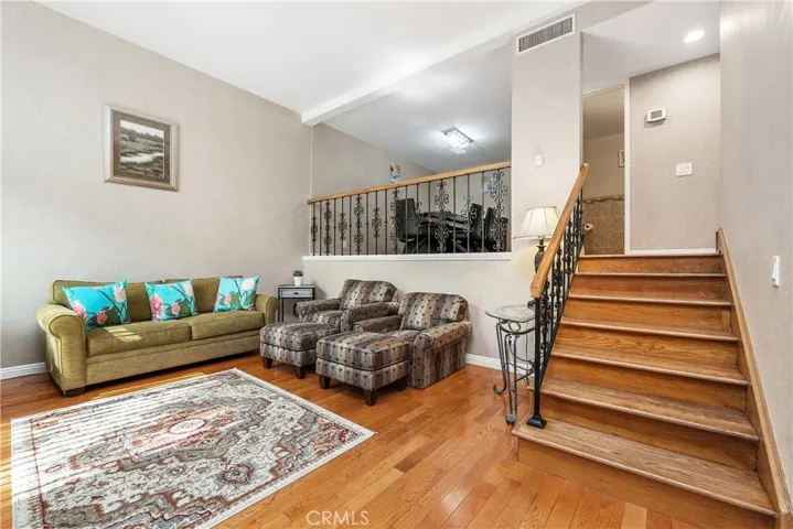 6201 Shoup 75, Woodland Hills, California 91367