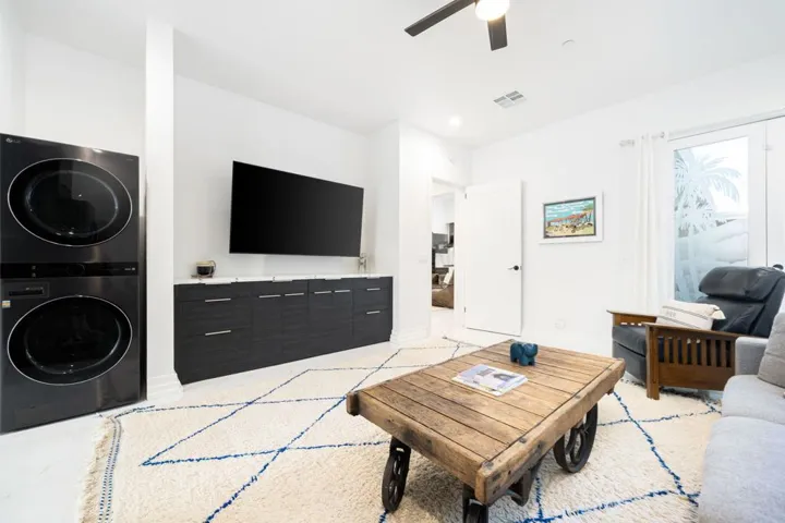 57-web-or-mls-57-print-JS_Coronado_0824_