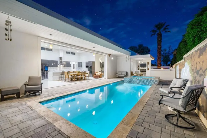 76-web-or-mls-76-print-JS_Coronado_0824_