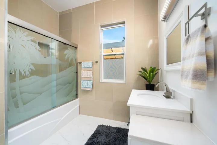 58-web-or-mls-58-print-JS_Coronado_0824_