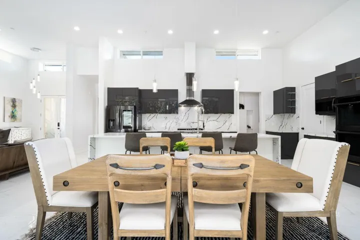 34-web-or-mls-34-print-JS_Coronado_0824_