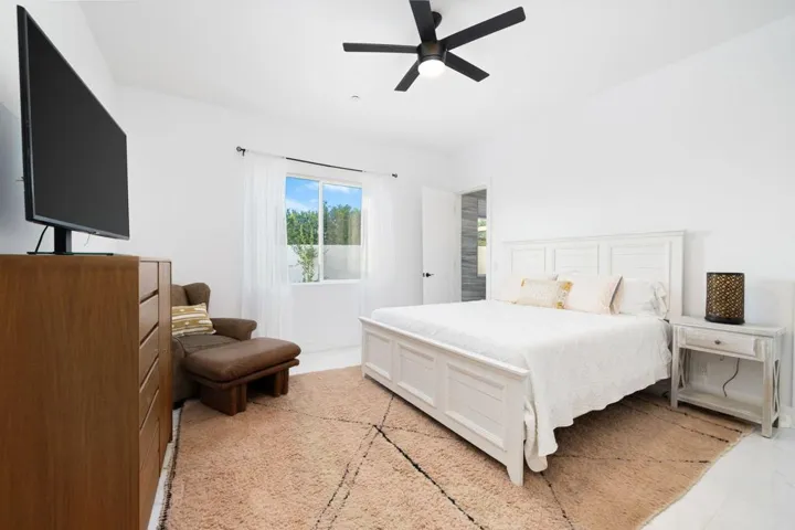 52-web-or-mls-52-print-JS_Coronado_0824_