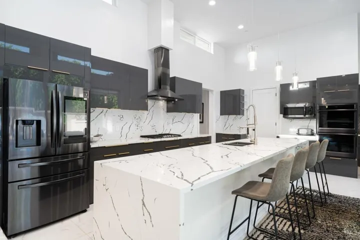 39-web-or-mls-39-print-JS_Coronado_0824_