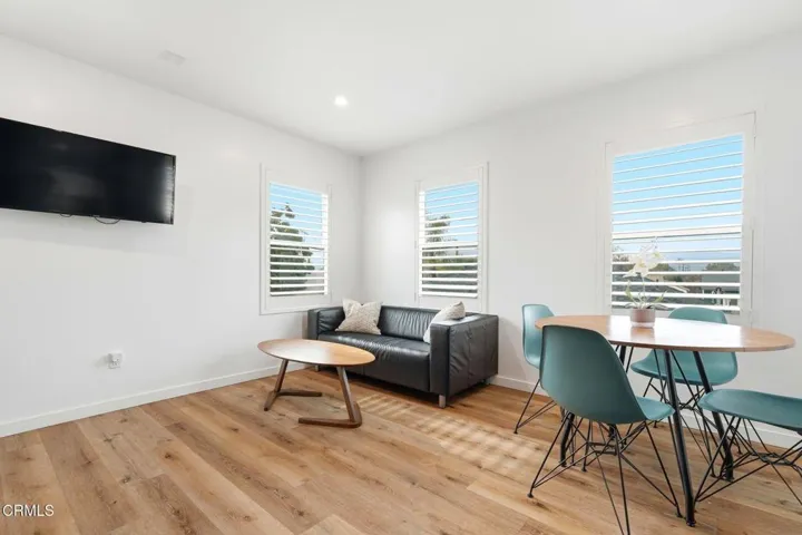 41_2534_El_Sol_Ave_Altadena_CA_91001_USA