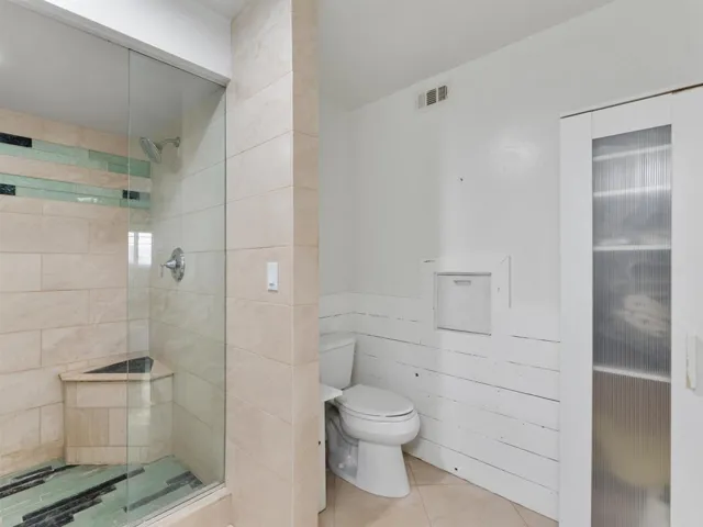 852 Dewitt Avenue, Encinitas, California 92024