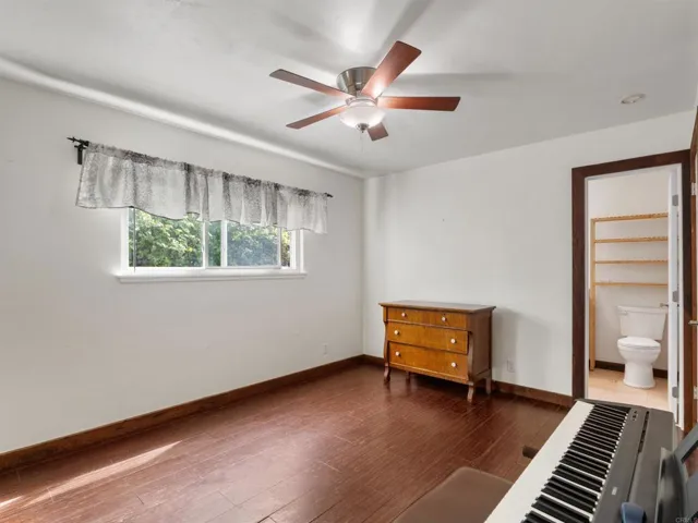 852 Dewitt Avenue, Encinitas, California 92024