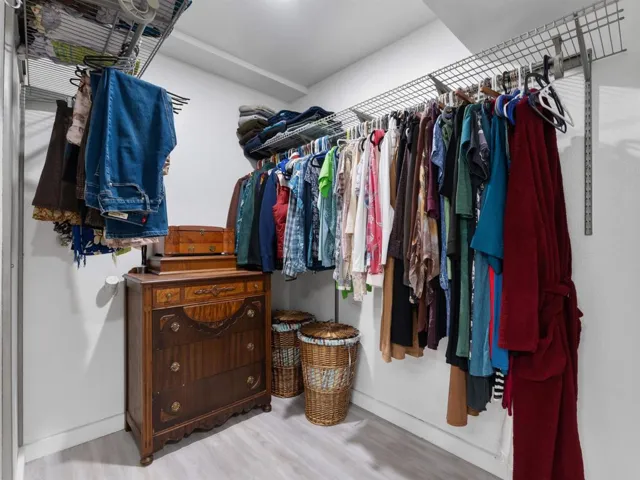 852 Dewitt Avenue, Encinitas, California 92024