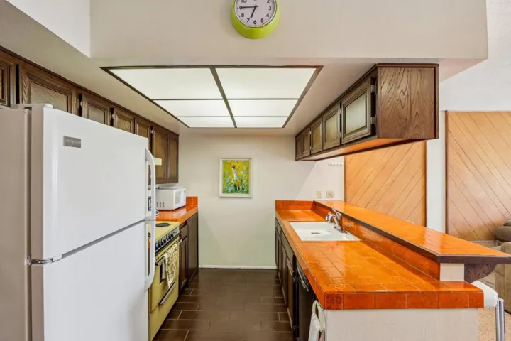 03-Kitchen-2