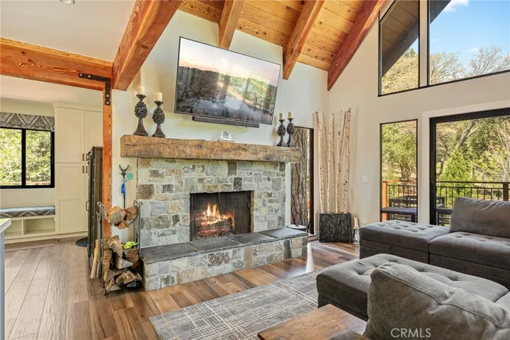 26489 Hillcrest, Lake Arrowhead, California 92352