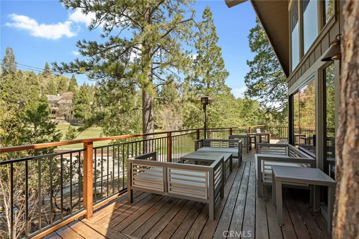 26489 Hillcrest, Lake Arrowhead, California 92352