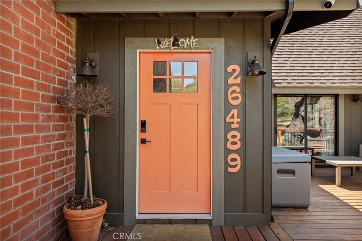 26489 Hillcrest, Lake Arrowhead, California 92352