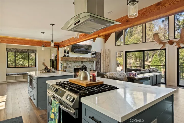 26489 Hillcrest, Lake Arrowhead, California 92352