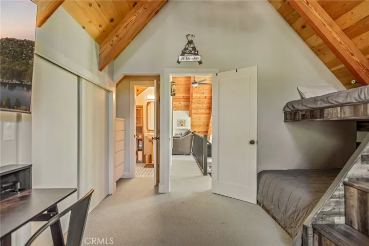 26489 Hillcrest, Lake Arrowhead, California 92352
