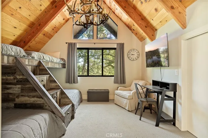 26489 Hillcrest, Lake Arrowhead, California 92352