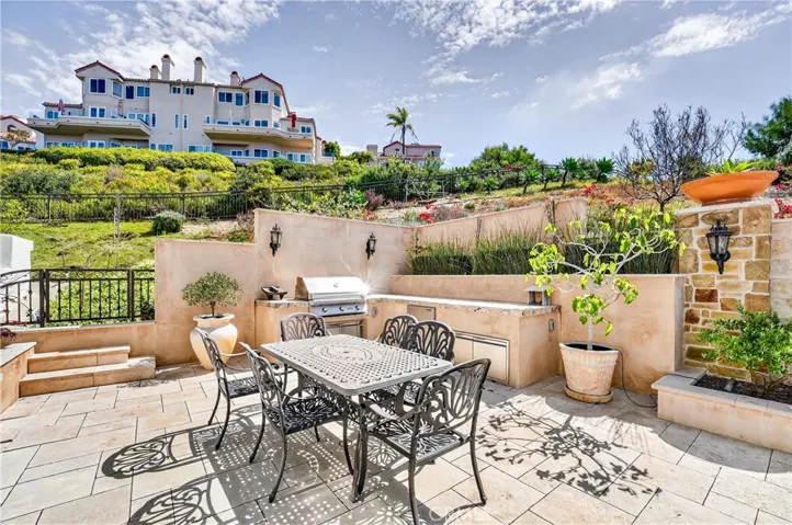 22 Le Conte, Laguna Niguel, California 92677