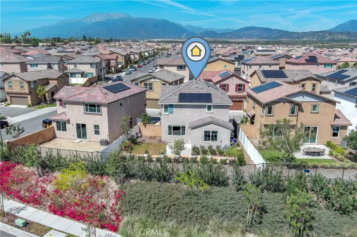 2431 Gunner Ridge Way, Rialto, California 92377