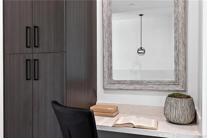 11858 W Flower Lane, Valley Village, California 91607