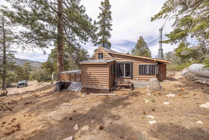 4535 Ironwood, Angelus Oaks, California 92305