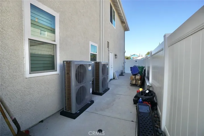 LESS THAN 1 YEAR OLD AC UNITS!