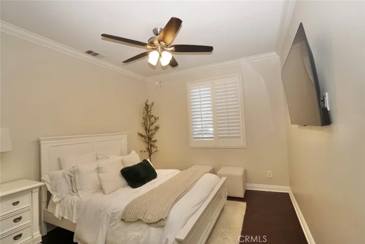 FIRST FLOOR BEDROOM WITH WALK IN CLOSET & PLANTATION SHUTTERS, NO CARPET!