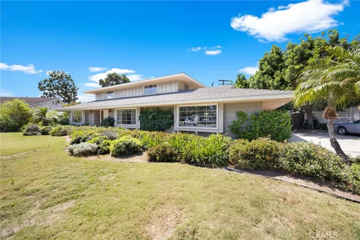 Spacious setbacks provide ideal conditions on this enormous flat lot!