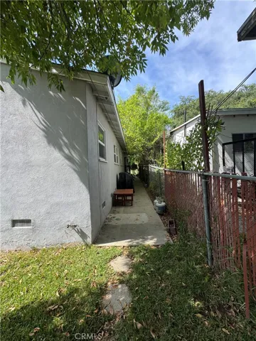 Side yard