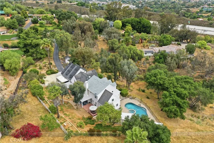 This Home is in an Ideal Location