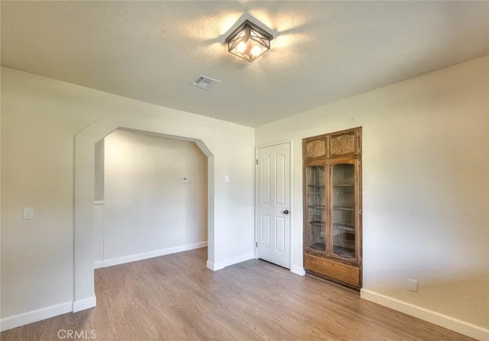 Den/4th Bedroom