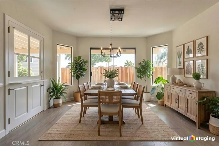 Breakfast Nook Virtually Staged