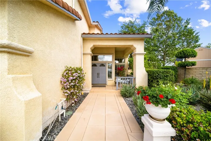 21634 Canyon Heights Circle, Saugus, California 91390