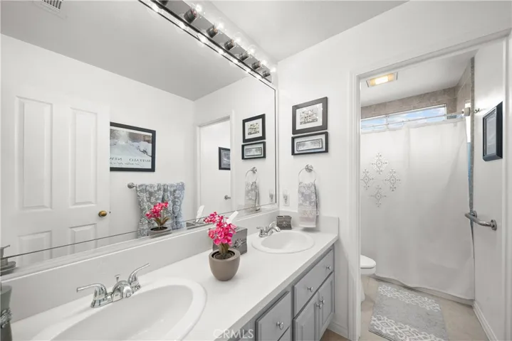 21634 Canyon Heights Circle, Saugus, California 91390