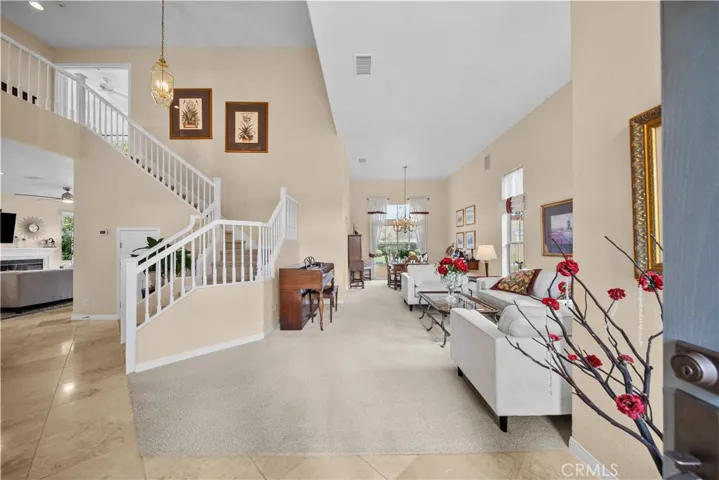 21634 Canyon Heights Circle, Saugus, California 91390