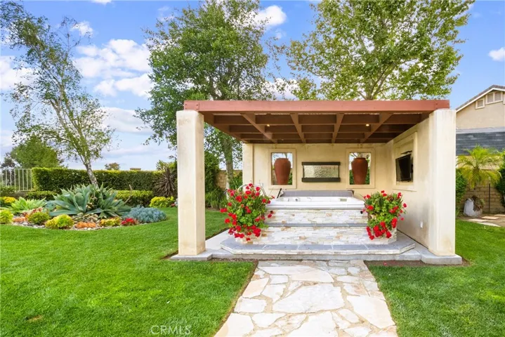 21634 Canyon Heights Circle, Saugus, California 91390