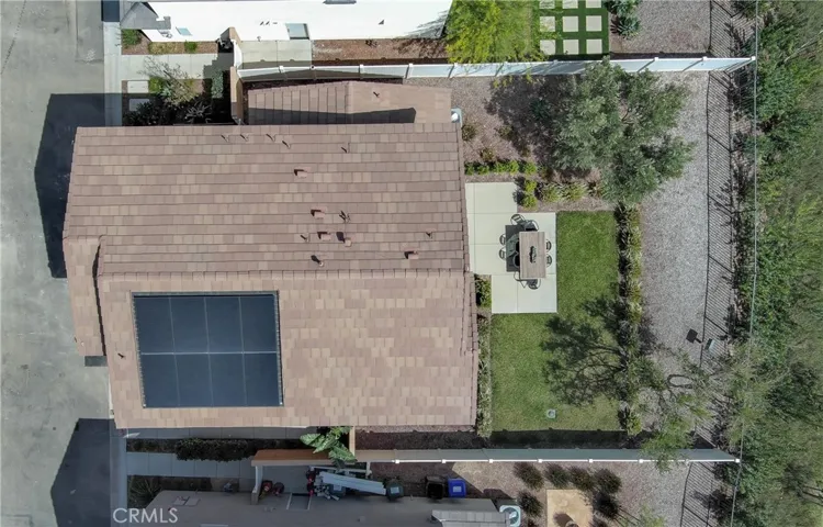 2433 Gunner Ridge Way, Rialto, California 92377