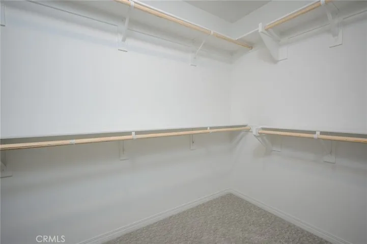 2433 Gunner Ridge Way, Rialto, California 92377