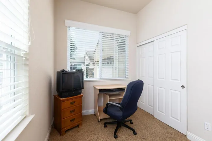 1827 N Joshua Avenue, Clovis, California 93619