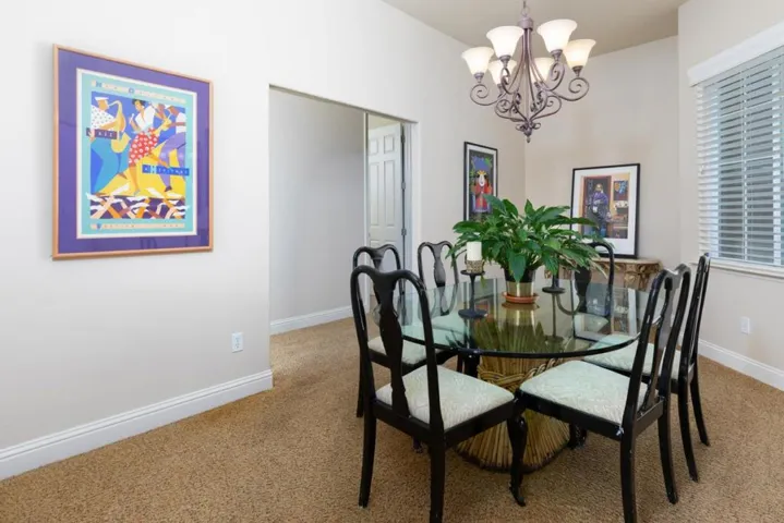 1827 N Joshua Avenue, Clovis, California 93619