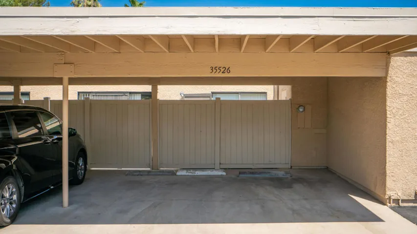 35526 Feliz Court Exterior