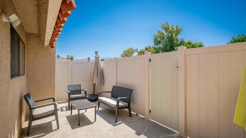 35526 Feliz Court Exterior