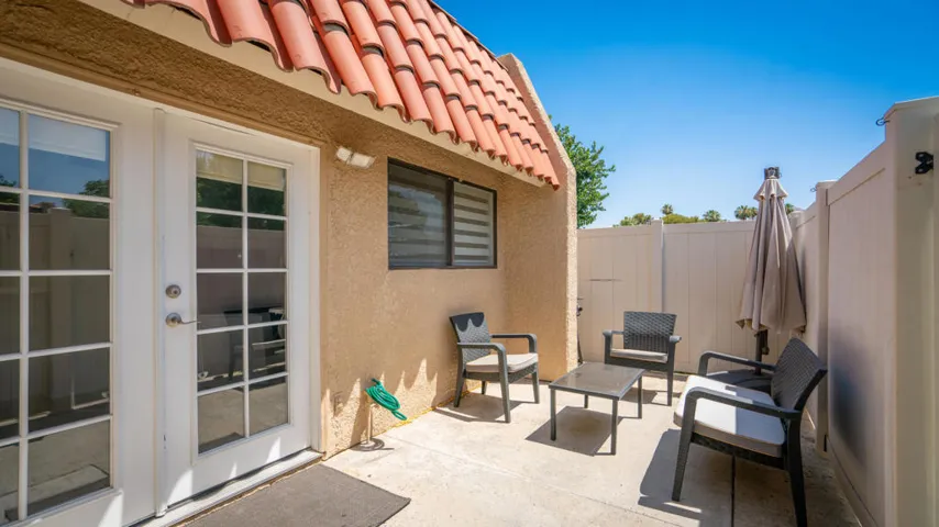 35526 Feliz Court Exterior