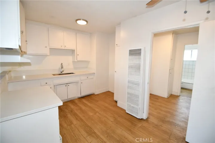 7104 San Pedro, Los Angeles, California 90003